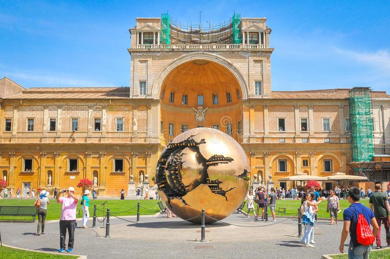 vatican-city-tickets-to-the-vatican-museum-and-sistine-chapel